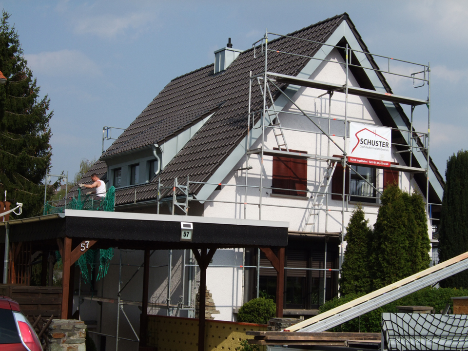 Dacheindeckung durch Schuster Dachdeckerei in Ingelheim